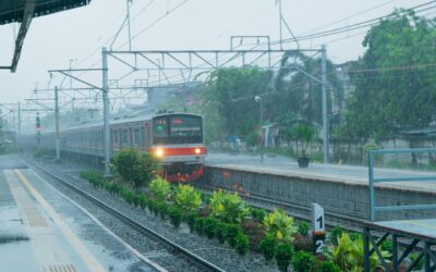 train under the rain
